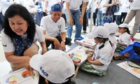 Tabungan SimPel dan Simpel iB diterbitkan oleh perbankan Indonesia secara nasional dengan persyaratan yang mudah dan sederhana. Pool/dok. BCA.