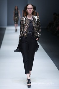 Yosafat Dwi Kurniawan Jakarta Fashion Week 2016 at Senayan City. Jakarta. [Foto: Mohammad Abduh/Wolipop]