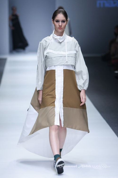 Rama Dauhan Jakarta Fashion Week 2016 at Senayan City. Jakarta. [Foto: Mohammad Abduh/Wolipop]