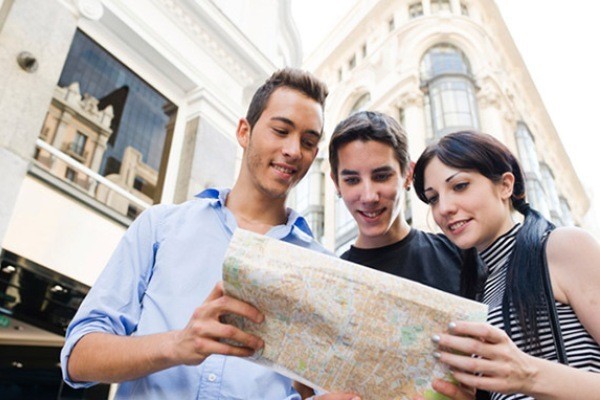 Ilustrasi wisatawan (Thinkstock) Ilustrasi wisatawan (Thinkstock)