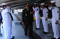 'Rawatlah persenjataan kita dengan baik, sehingga siap operasional. Sehebat apapun kapal-kapal yang kita miliki, tetapi apabila kita tidak bisa merawatnya maka tidak siap operasional', tegas Jenderal TNI Gatot Nurmantyo. (Puspen TNI).