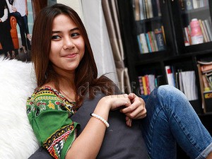 Adinda Thomas Tak Mau Jejaring Sosialnya Seperti Iklan Berjalan