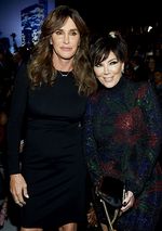 Caitlyn dan Kris Jenner Eksis di Fashion Show Victoria's Secret