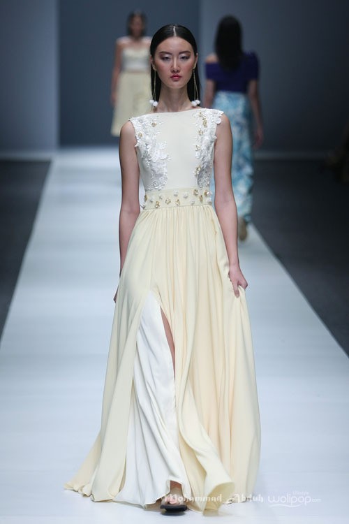 Tertia Endah Jakarta Fashion Week 2016 at Senayan City. Jakarta. [Foto: Mohammad Abduh/Wolipop]