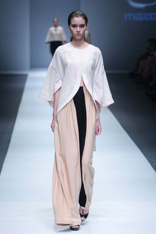 ERI by Eridani Jakarta Fashion Week 2016 at Senayan City. Jakarta. [Foto: Mohammad Abduh/Wolipop]