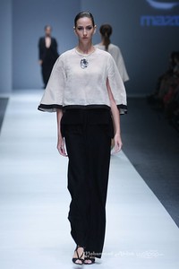 ERI by Eridani Jakarta Fashion Week 2016 at Senayan City. Jakarta. [Foto: Mohammad Abduh/Wolipop]