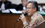 Pemeriksaan Terdakwa Tripeni Irianto