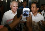 Jokowi dan PM Turnbull Blusukan ke Pasar Tanah Abang