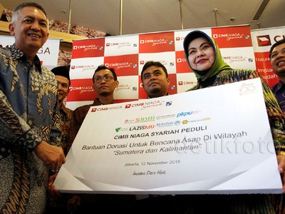CIMB Niaga Syariah Bantu Korban Bencana Asap