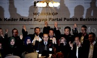 Mereka menyatakan sikap bersama untuk tidak korupsi.