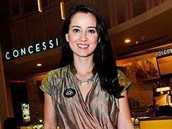 Julie Estelle Pernah Cekcok dengan Ibunda, Tapi Tak Pernah Lama