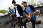 Muvon, Ketika Bintang Sinetron Jadi Anak Band
