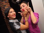 Muka Jelek Cassandra Lee dan Shy Edwards
