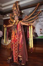 Gresya Amanda Ikuti Miss Supranational 2015