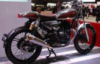 Motor ini memiliki bodi yang ringan, ramping dengan sasis yang compact plus instrumen panel dengan perangkat yang inovatif.