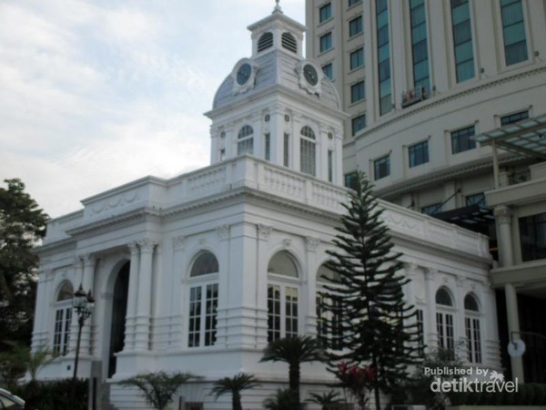 Cantiknya Gedung Lama  Balai  Kota  Medan 