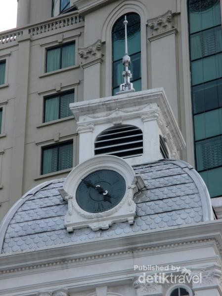 Cantiknya Gedung Lama  Balai  Kota  Medan 