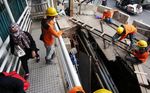 Tanah Ambles di Dekat JPO Polda Diperbaiki
