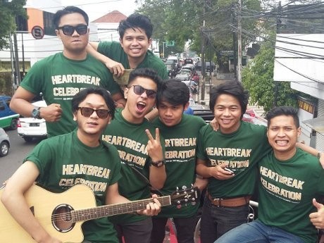 Juicy Luicy Rilis Lagu Baru Sambil Keliling Kota Bandung