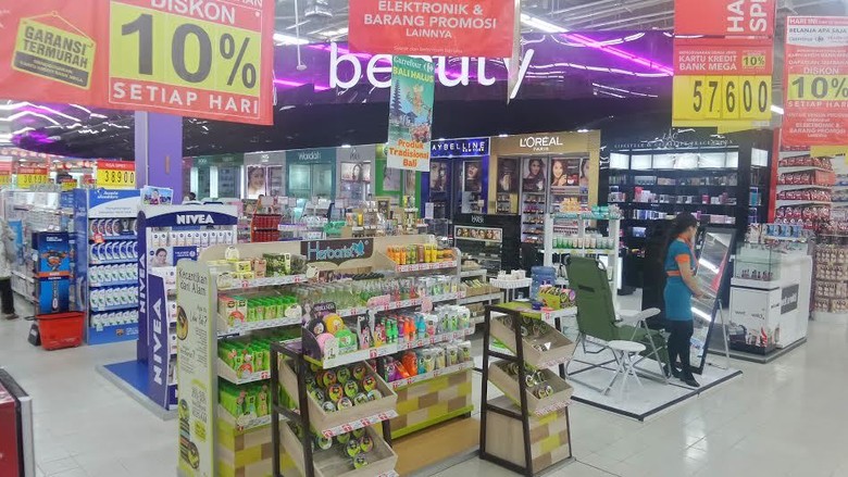 sprei dan selimut hingga produk kecantikan didiskon di sprei dan selimut hingga produk kecantikan didiskon di