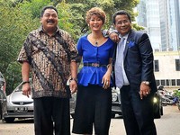 Kedatangan Inul ke Polda Metro Jaya bertujuan untuk melaporkan seseorang yang dianggap menyebar fitnah dan mencemarkan nama baiknya. Pool/Noel/detikFoto.