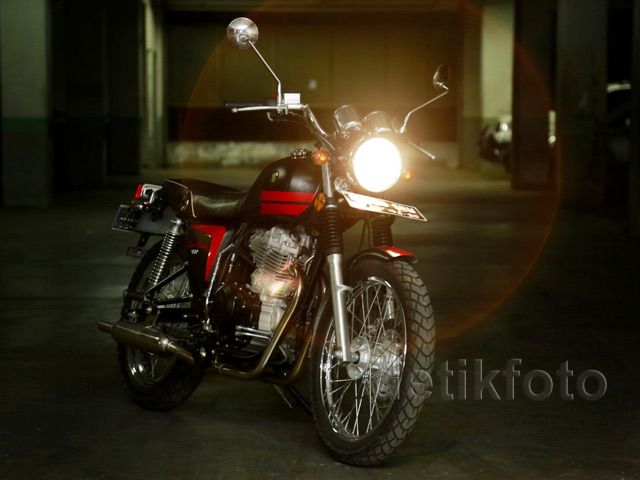 Kemolekan Motor Klasik SOIB Racer