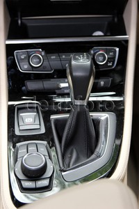 BMW telah menyematkan Dynamic Stablity Control (DSC) termasuk mode traksi (DTC), Anti-lock Braking System (ABS), Cornering Brake Control, Pull-away assistant, Braking readiness, Dry braking and fading compensation, Electricallu Controlled Differential Lock Control (EDLC), Performance Control hingga Safety body cell.