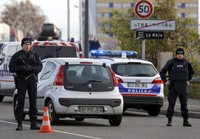 Seperti dilansir dari Reuters, Sabtu (14/12/2015), penjagaan ketat hampir terjadi di seluruh pusat-pusat terpenting Kota Paris. Vincent Kessler/Reuters/detikcom.