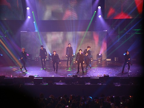 Makasih Infinite, Tennis Indoor Senayan Nggak Pernah Seheboh Ini!