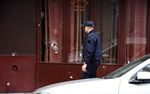 Jejak-jejak Kebrutalan Pelaku Penyerangan di Paris