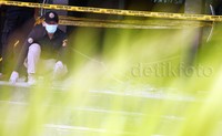 Hingga kini polisi masih melakukan penyelidikan terkait ledakan tersebut. Polisi akan mengecek CCTV.