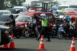 Imbas Ledakan, Lalin Arah Pulogadung Ditutup
