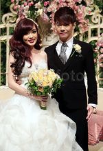You May Kiss The Bride... Kecupan Mesra Aming untuk Angel 'Cherrybelle'