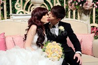 Angel dan Aming telah menjalin hubungan asmara sejak enam tahun yang lalu.