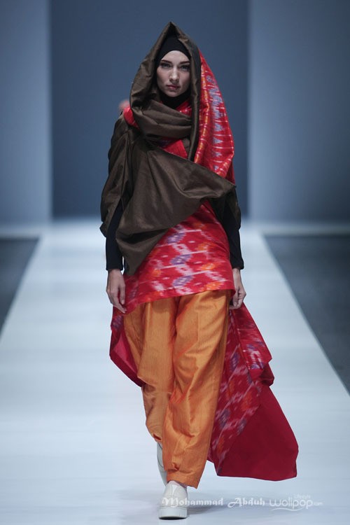 Meccanism by Zaskia Adya Mecca Divine. Jakarta Fashion Week 2016 at Senayan City. Jakarta. [Foto: Mohammad Abduh/Wolipop]