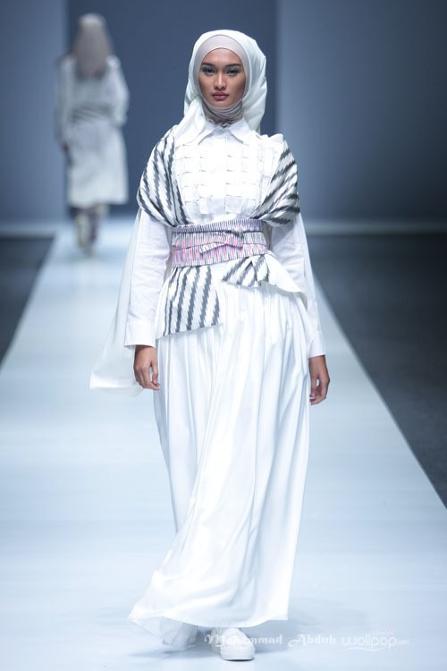 KARA Indonesia by Diana Nurliana Divine. Jakarta Fashion Week 2016 at Senayan City. Jakarta. [Foto: Mohammad Abduh/Wolipop]