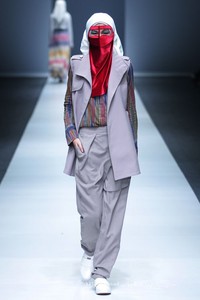 KARA Indonesia by Diana Nurliana Divine. Jakarta Fashion Week 2016 at Senayan City. Jakarta. [Foto: Mohammad Abduh/Wolipop]