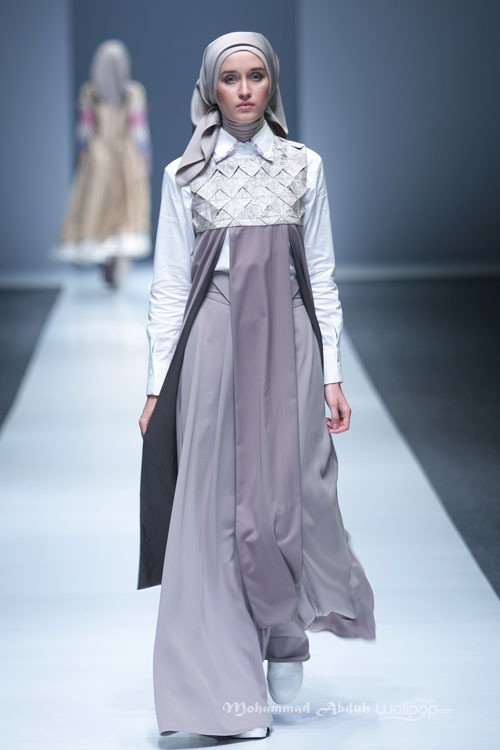 KARA Indonesia by Diana Nurliana Divine. Jakarta Fashion Week 2016 at Senayan City. Jakarta. [Foto: Mohammad Abduh/Wolipop]
