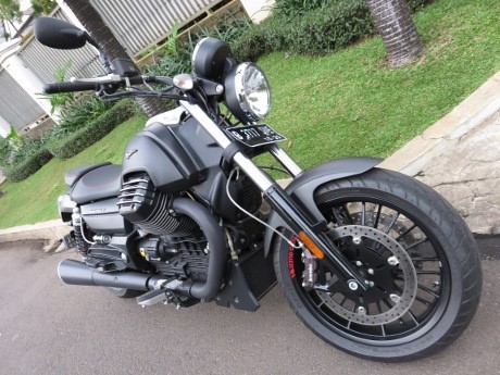 Sekilas Merasakan Impresi Moto Guzzi Audace Bermesin 1400cc