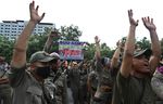 Minta Diangkat Jadi PNS,  Satpol PP Demo Istana