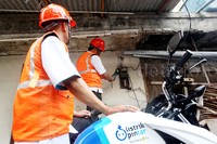 Pemerintah menunda pencabutan subsidi untuk para pelanggan listrik 900 VA yang dianggap mampu hingga pertengahan tahun 2016.