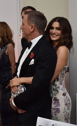 Mau Tubuh Seksi? Intip Kiat Rachel Weisz, Bond Girl Pilihan Daniel Craig