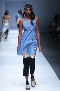 Rinda Salmun Seaform Jakarta Fashion Week 2016 at Senayan City. Jakarta. [Foto: Mohammad Abduh/Wolipop]