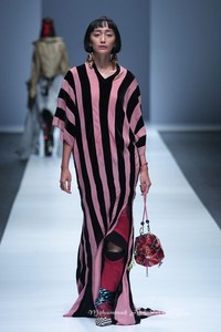 Ed Marler BRITISH COUNCIL Jakarta Fashion Week 2016 at Senayan City. Jakarta. [Foto: Mohammad Abduh/Wolipop]