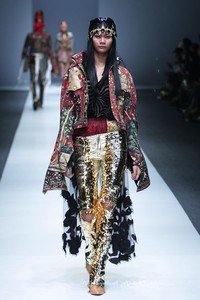 Ed Marler BRITISH COUNCIL Jakarta Fashion Week 2016 at Senayan City. Jakarta. [Foto: Mohammad Abduh/Wolipop]