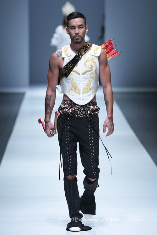 Ed Marler BRITISH COUNCIL Jakarta Fashion Week 2016 at Senayan City. Jakarta. [Foto: Mohammad Abduh/Wolipop]