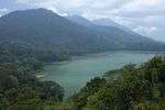 Potret Danau Kembar di Bali Utara