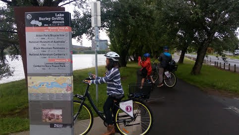 Bedanya Naik Sepeda di Canberra dan Jakarta