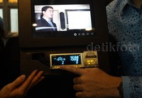 Blue Bird in Taxi Entertaiment akan semakin memanjakan penumpang selama perjalanan.
