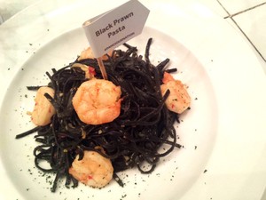 Truffle Omelette dan Black Prawn Pasta, Hidangan Baru Pancious yang Sesuai Karakter